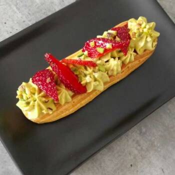 Eclairs fraise pistache