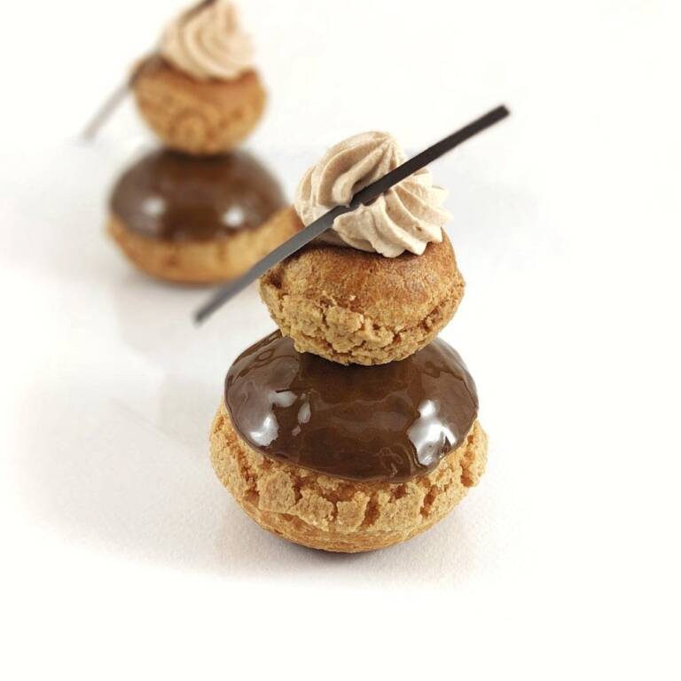 Religieuse au caramel beurre salé