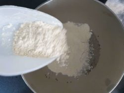 Recouvrir de farine