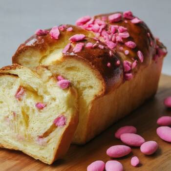Brioche aux pralines rose