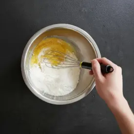 cannelés bordelais – mélange sucre farine sel
