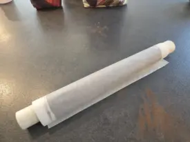 Rouler délicatement et placer au réfrigérateur