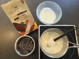 Préparer tous les ingrédients pour cette ganache montée chocolat