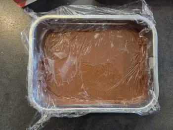 Filmer votre future ganache montée et réserver au froid