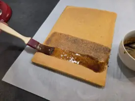 Imbiber généreusement le biscuit 