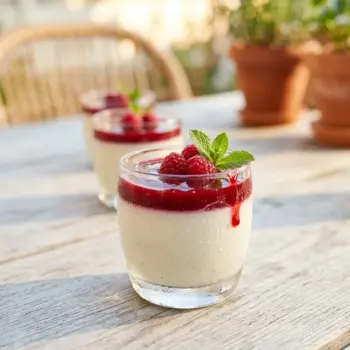 Recette de la panna cotta fruits rouges